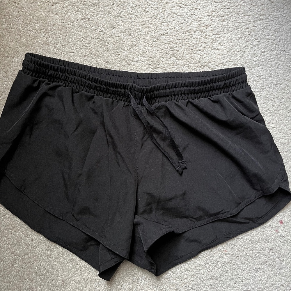 Women old navy active shorts